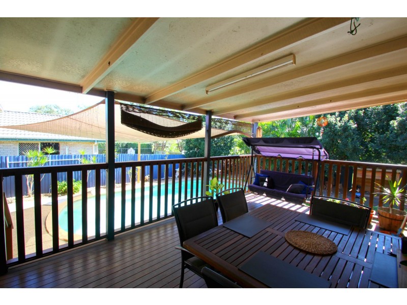 19 Tropicana Drive, Avoca QLD 4670