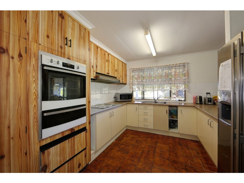 7 Wheelers Road, Oakwood QLD 4670