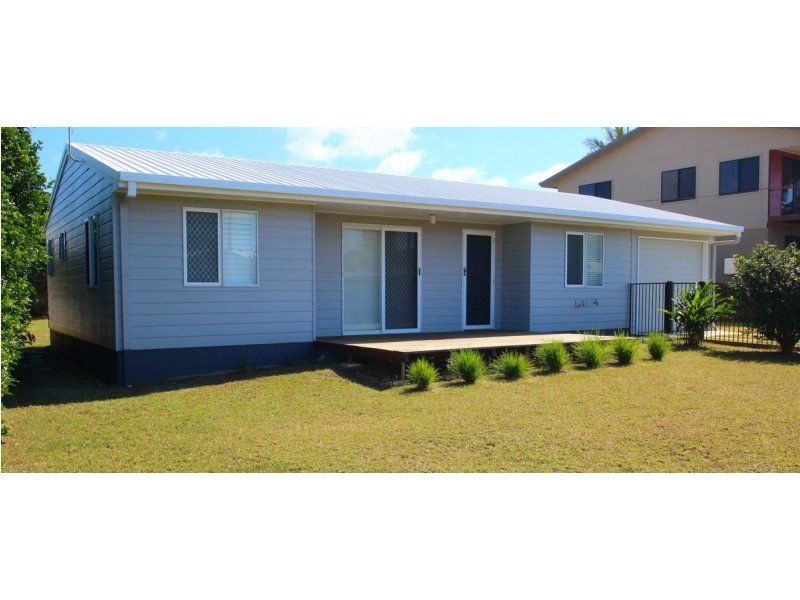 17 Welch Street, Elliott Heads QLD 4670