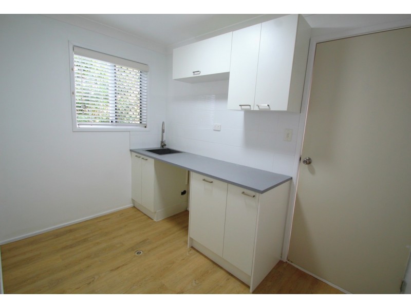 17 Welch Street, Elliott Heads QLD 4670