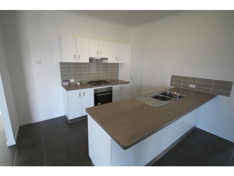75 Foster Drive, Bundaberg North QLD 4670