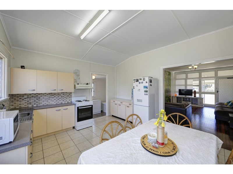 17 Lloyd Street, Walkervale QLD 4670