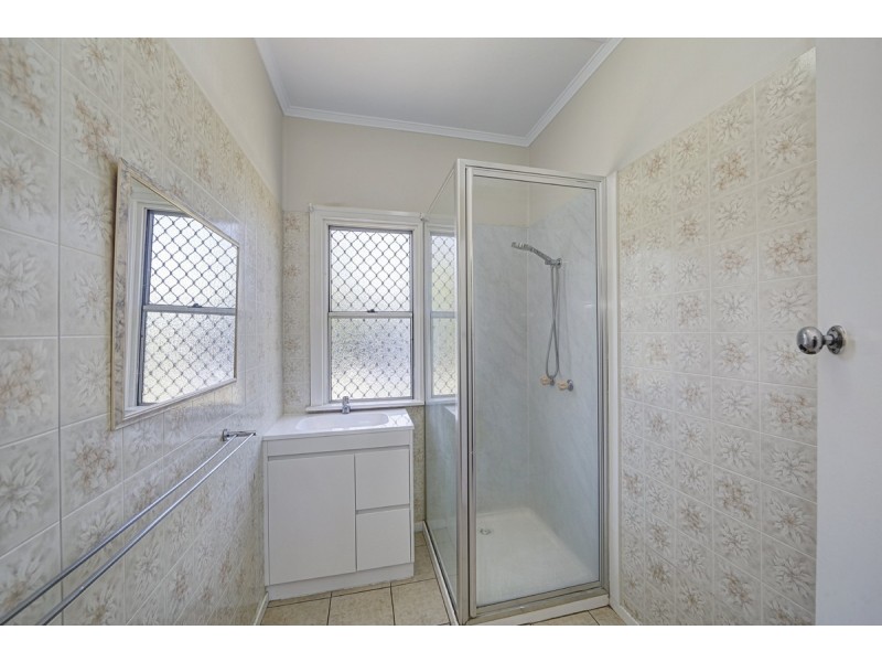 17 Lloyd Street, Walkervale QLD 4670