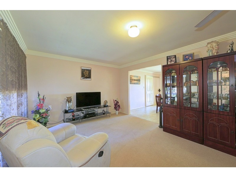 5 Hitchcock Crt, Kepnock QLD 4670