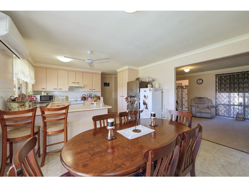 5 Hitchcock Crt, Kepnock QLD 4670
