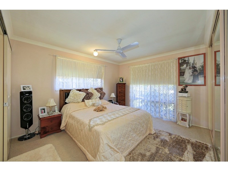 5 Hitchcock Crt, Kepnock QLD 4670