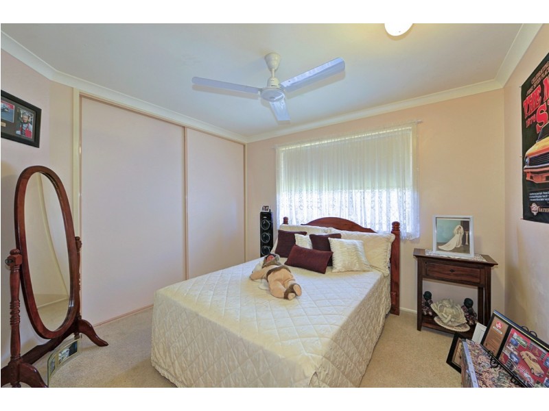 5 Hitchcock Crt, Kepnock QLD 4670