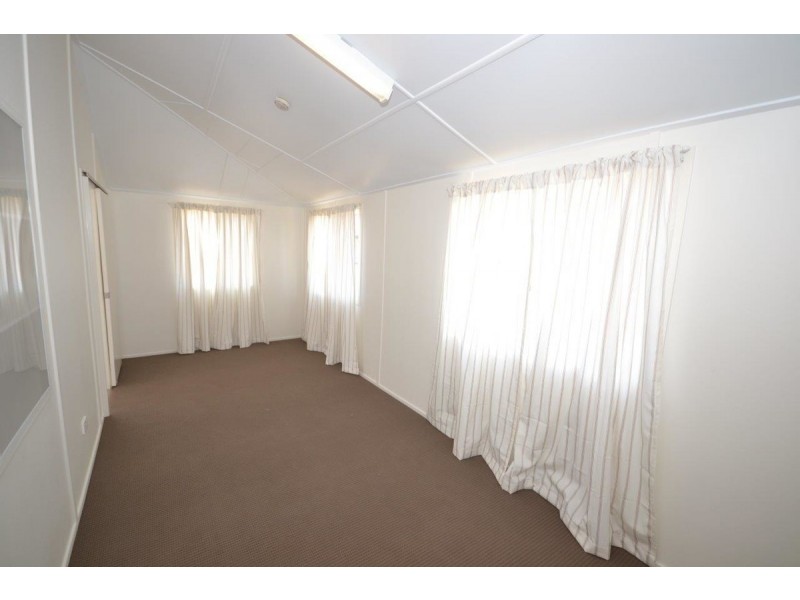 22 Hills Street, Bundaberg East QLD 4670