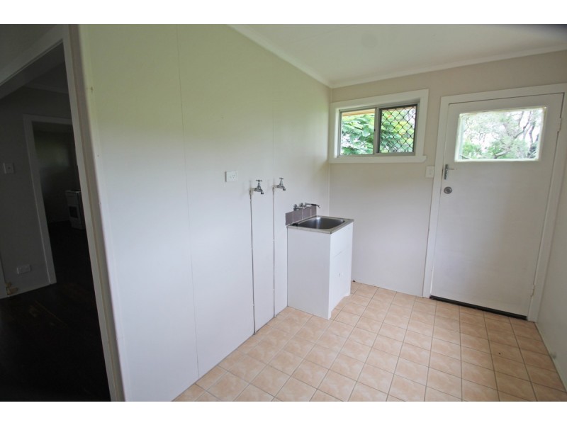 17 Lucas Street, Kepnock QLD 4670