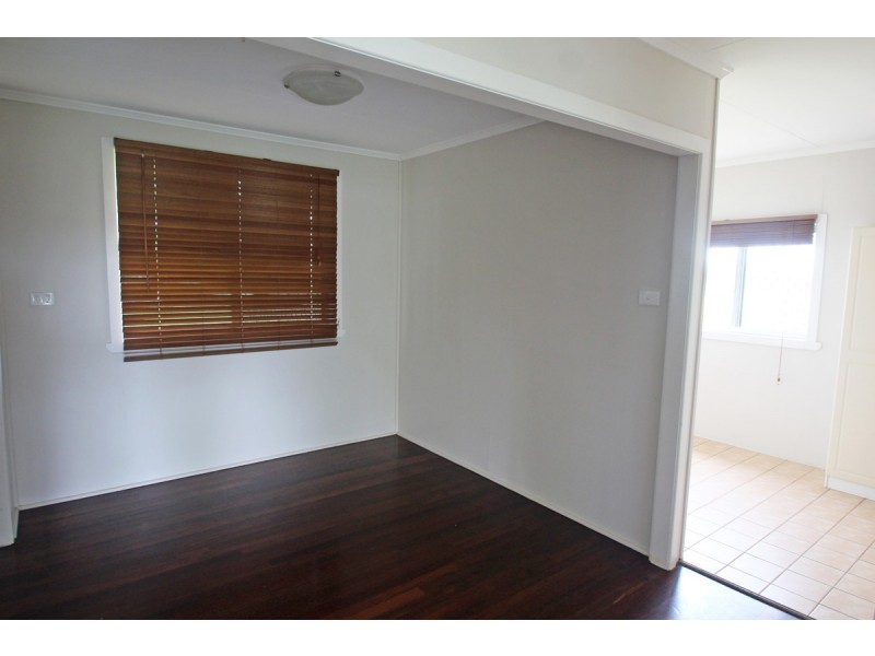 17 Lucas Street, Kepnock QLD 4670