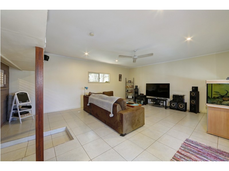 294 Goodwood Road, Thabeban QLD 4670