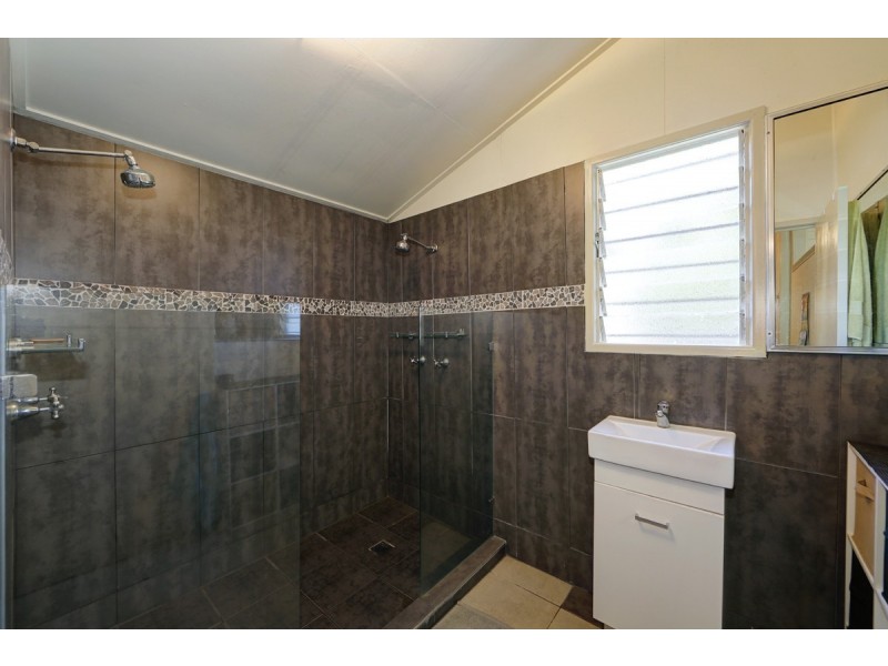294 Goodwood Road, Thabeban QLD 4670