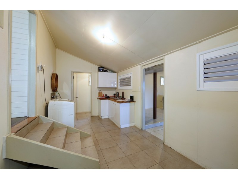 294 Goodwood Road, Thabeban QLD 4670