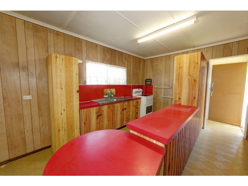 26 Bathurst Street, Elliott Heads QLD 4670