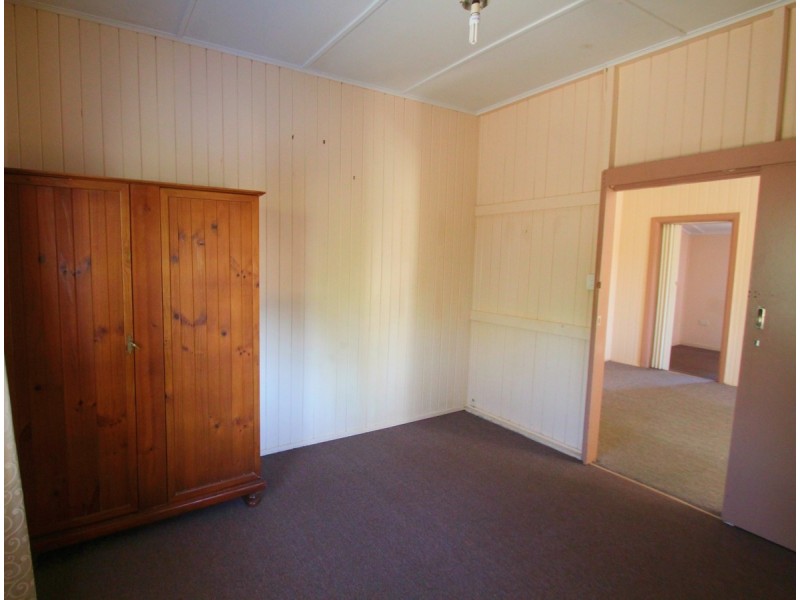 3 Baker Street, Kepnock QLD 4670