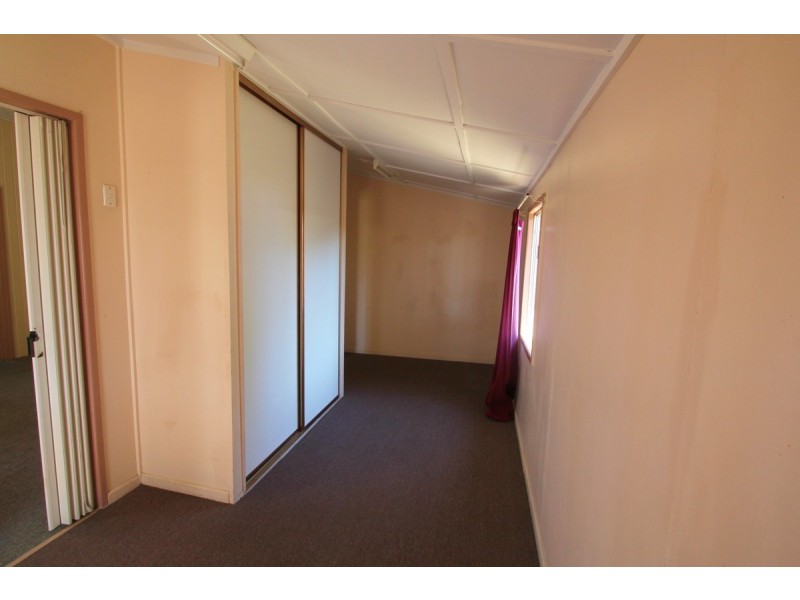 3 Baker Street, Kepnock QLD 4670