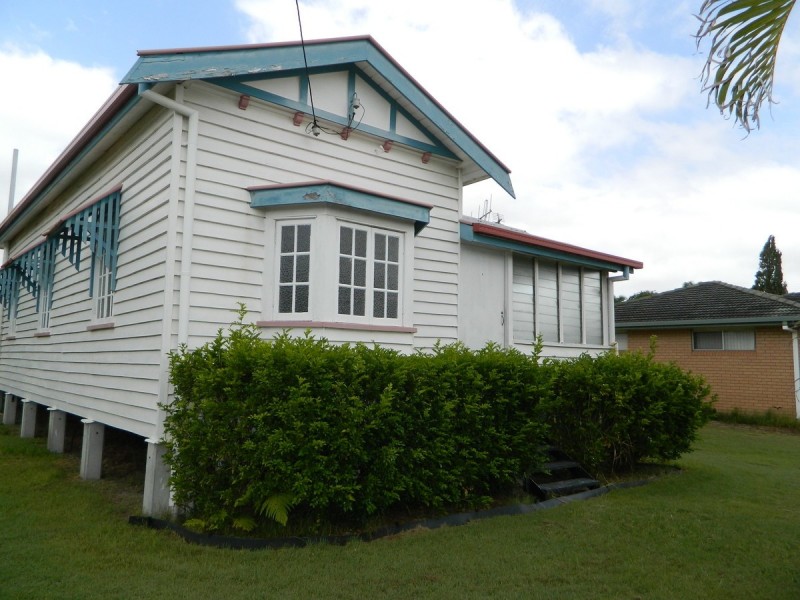 34 High Street, Walkervale QLD 4670