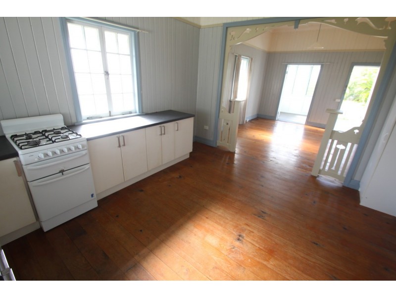 34 High Street, Walkervale QLD 4670