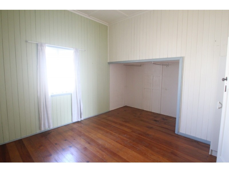 34 High Street, Walkervale QLD 4670