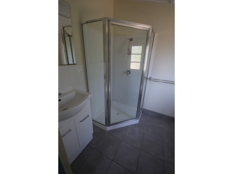 34 High Street, Walkervale QLD 4670