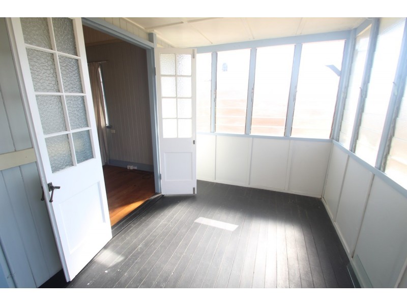 34 High Street, Walkervale QLD 4670