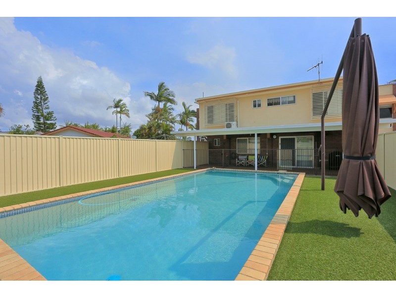 24 Jenalyn Crescent, Avoca QLD 4670