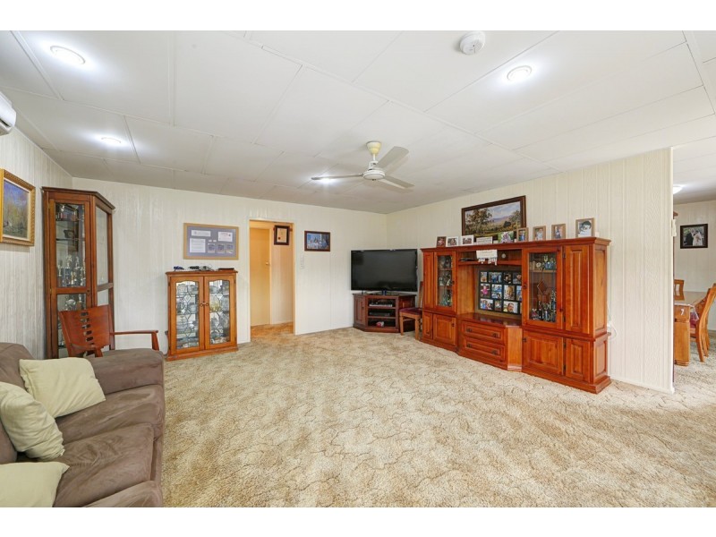 24 Jenalyn Crescent, Avoca QLD 4670