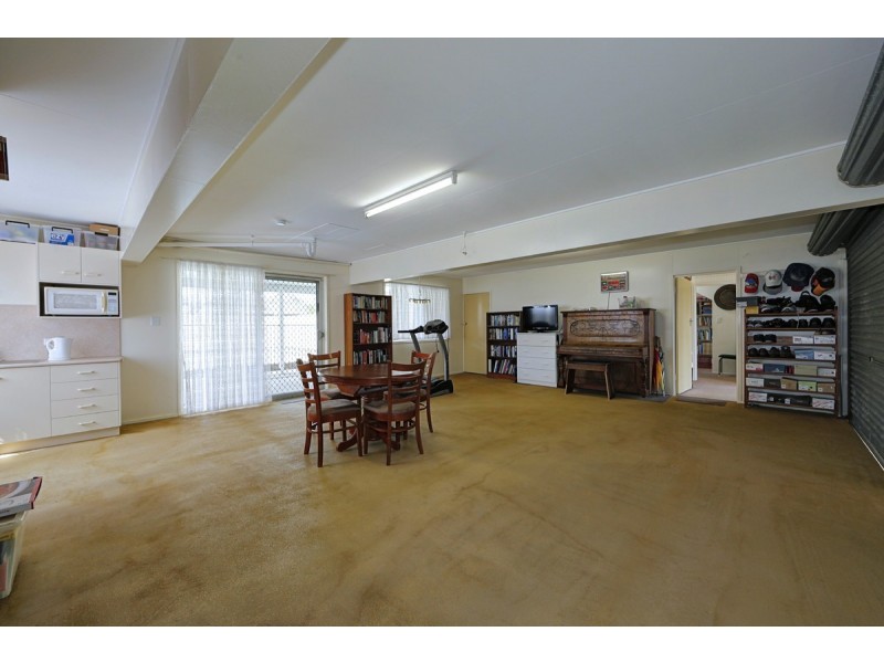 24 Jenalyn Crescent, Avoca QLD 4670