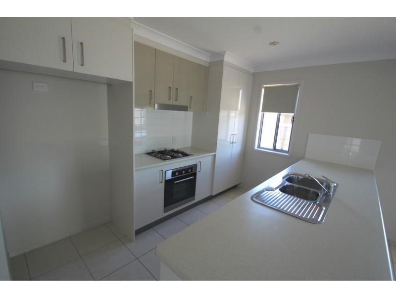 14 Morgan Way, Kalkie QLD 4670