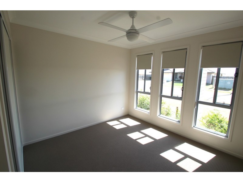 14 Morgan Way, Kalkie QLD 4670