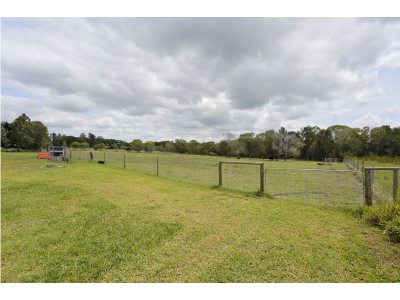 191 Woodgate Road, Goodwood QLD 4660