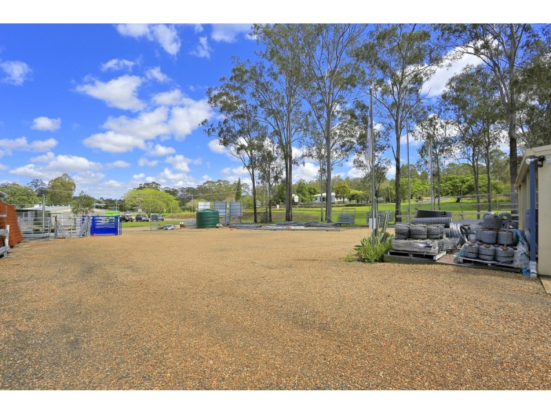 1 Salloom Street, Gin Gin QLD 4671