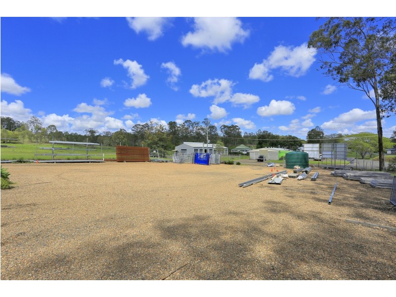 1 Salloom Street, Gin Gin QLD 4671