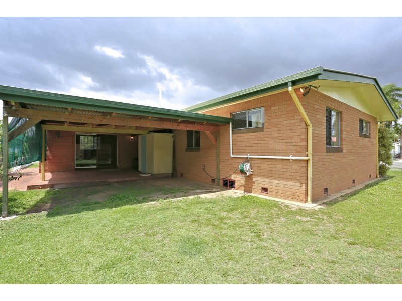 2 Blamey Street, Avenell Heights QLD 4670