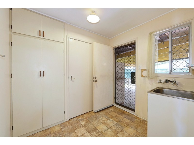 2 Blamey Street, Avenell Heights QLD 4670