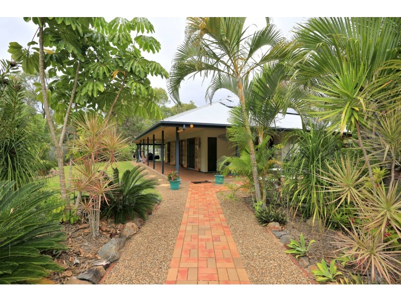 3 Sovereign Crt, Moore Park Beach QLD 4670