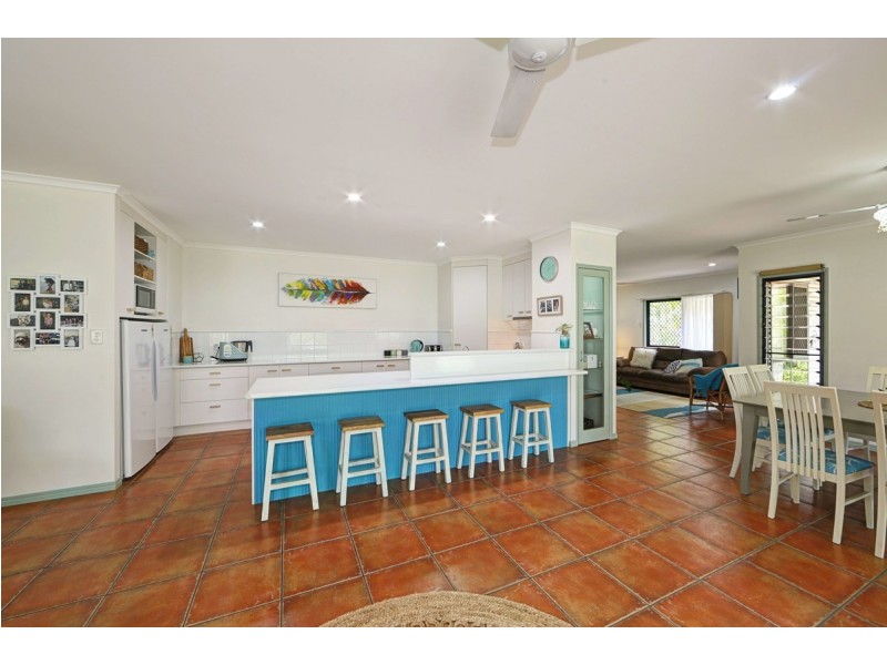 3 Sovereign Crt, Moore Park Beach QLD 4670