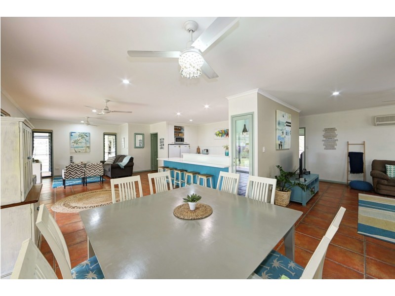 3 Sovereign Crt, Moore Park Beach QLD 4670