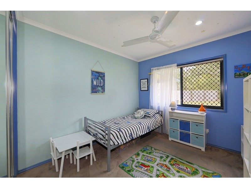3 Sovereign Crt, Moore Park Beach QLD 4670