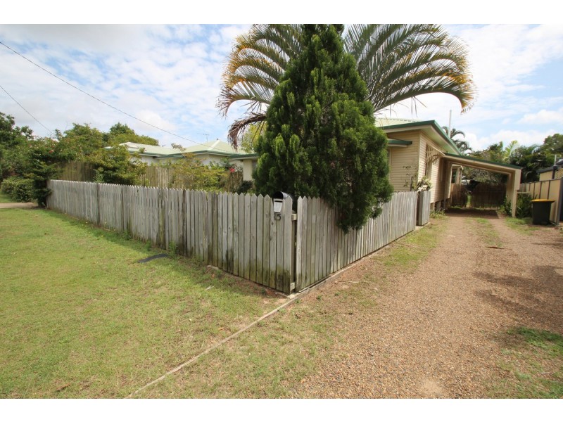 15 Theodore Street, Svensson Heights QLD 4670