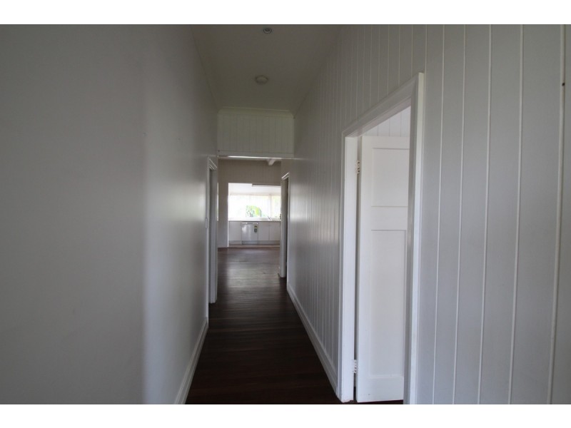 15 Theodore Street, Svensson Heights QLD 4670