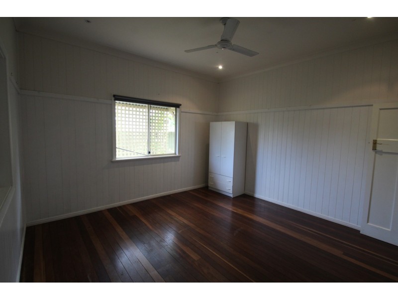 15 Theodore Street, Svensson Heights QLD 4670