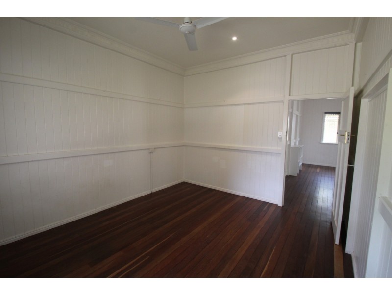 15 Theodore Street, Svensson Heights QLD 4670