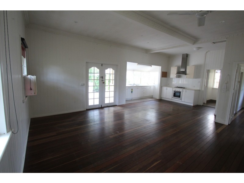 15 Theodore Street, Svensson Heights QLD 4670