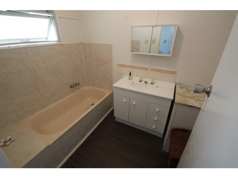 167 McCarthy Road, Avenell Heights QLD 4670
