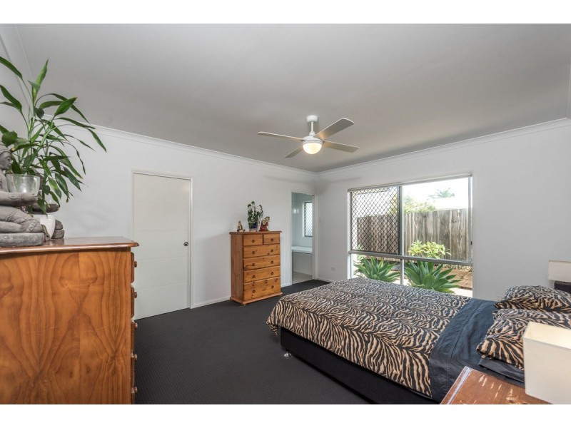 26 Mokera Street, Coral Cove QLD 4670