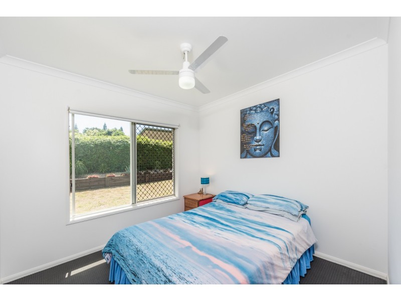 26 Mokera Street, Coral Cove QLD 4670
