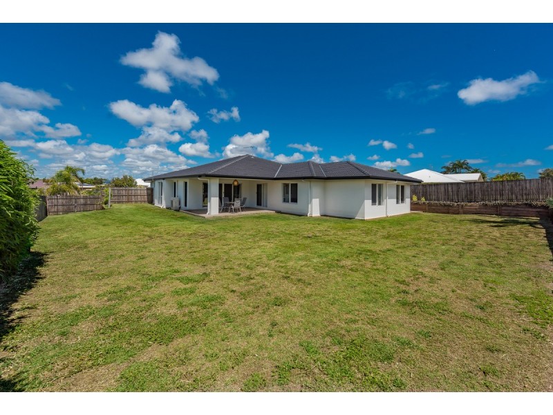 26 Mokera Street, Coral Cove QLD 4670