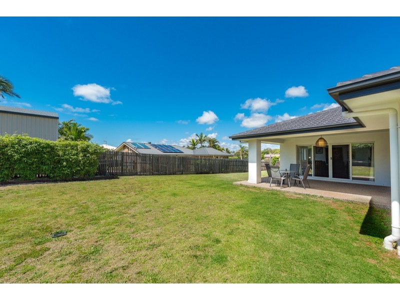 26 Mokera Street, Coral Cove QLD 4670