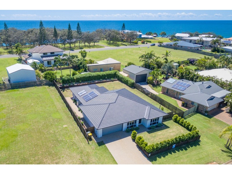 26 Mokera Street, Coral Cove QLD 4670